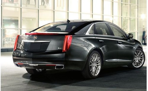 XTS (2013-2019) Rear angle view