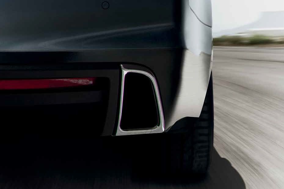 Exhaust Pipe of Cadillac CTS