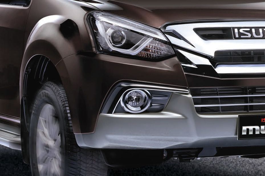 Mu-X (2020-2023) Front Fog Lamp