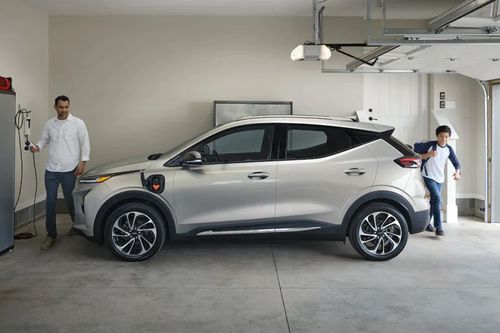 Bolt EV Side view