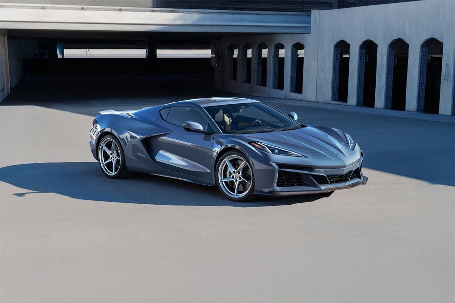 Chevrolet CORVETTE E-RAY Front Medium View