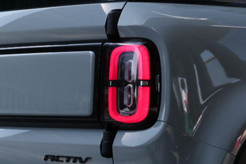 SPARK EUV Tail light