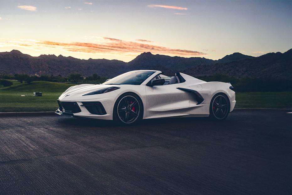 Chevrolet Corvette Stingray Front Side View