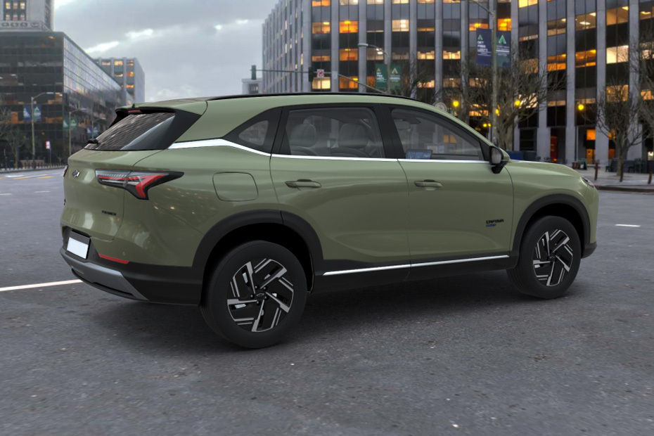 Captiva Phev Rear Medium Side View