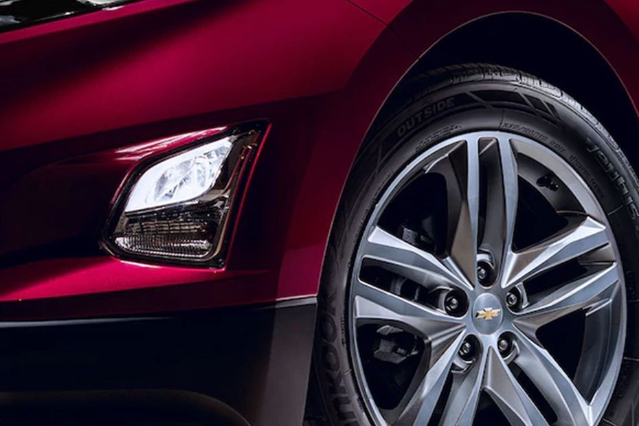 Equinox Front Fog Lamp