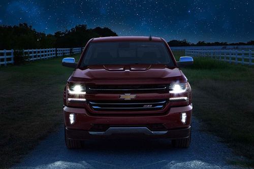 Full Front View of Silverado (2022-2024)