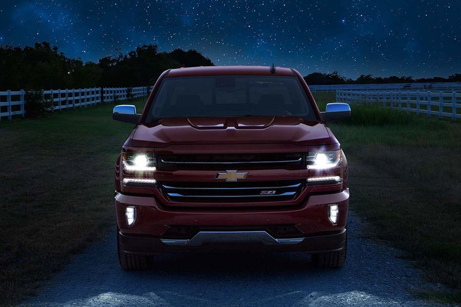 Full Front View of Silverado (2022-2024)