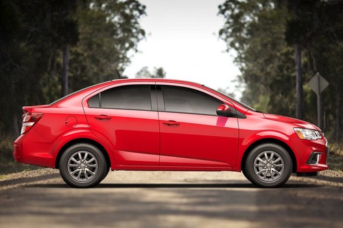 Chevrolet Aveo Drivers Sideview