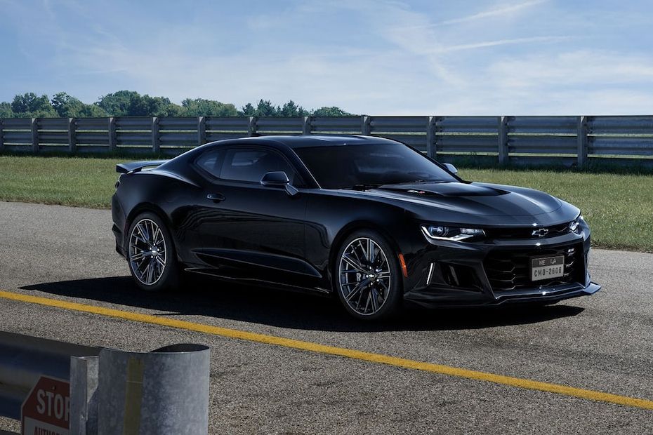 Chevrolet Camaro Front Medium View