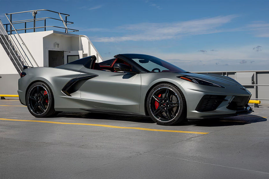 Chevrolet Corvette Front Cross Side View