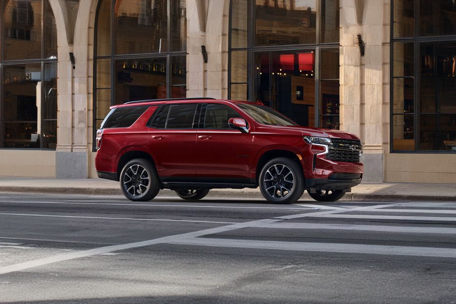 Chevrolet Tahoe (2022-2024) Front Angle High View
