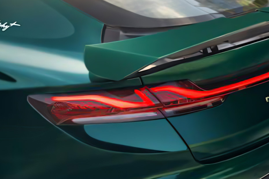 7 Tail light