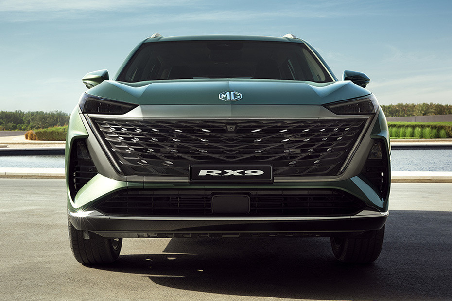 Full Front View of RX9