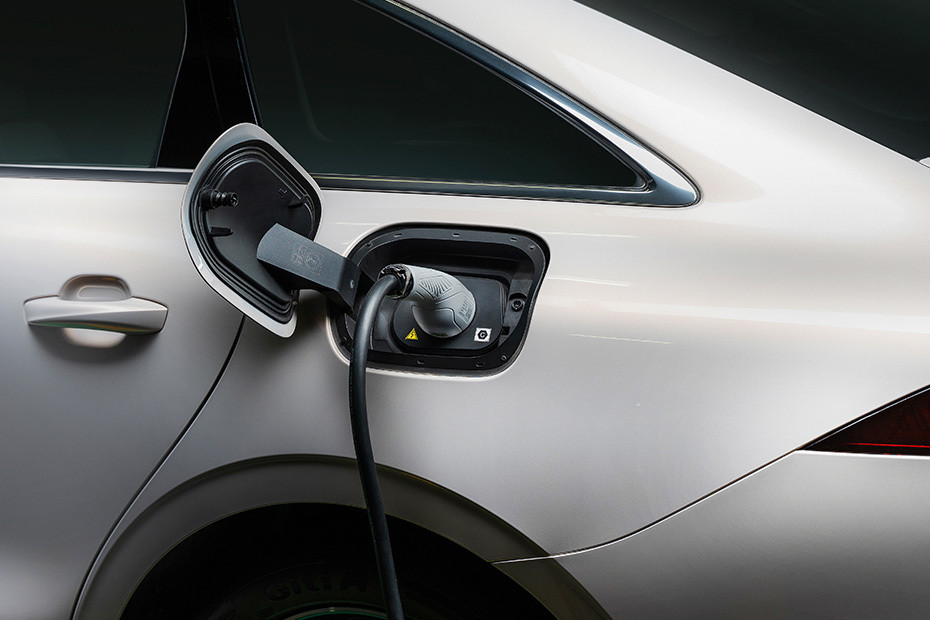Gas Cap Open of 8 PHEV