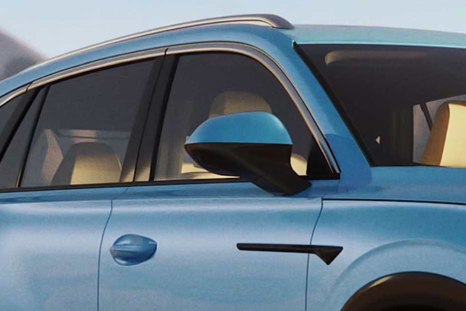 MG HS  Hybrid Drivers Side Mirror Front Angle