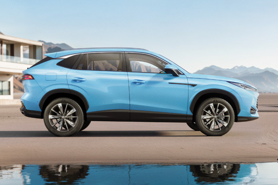 HS  Hybrid Medium Angle Front View