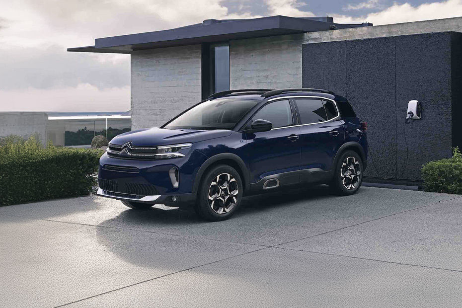 C5 Aircross Front angle low view