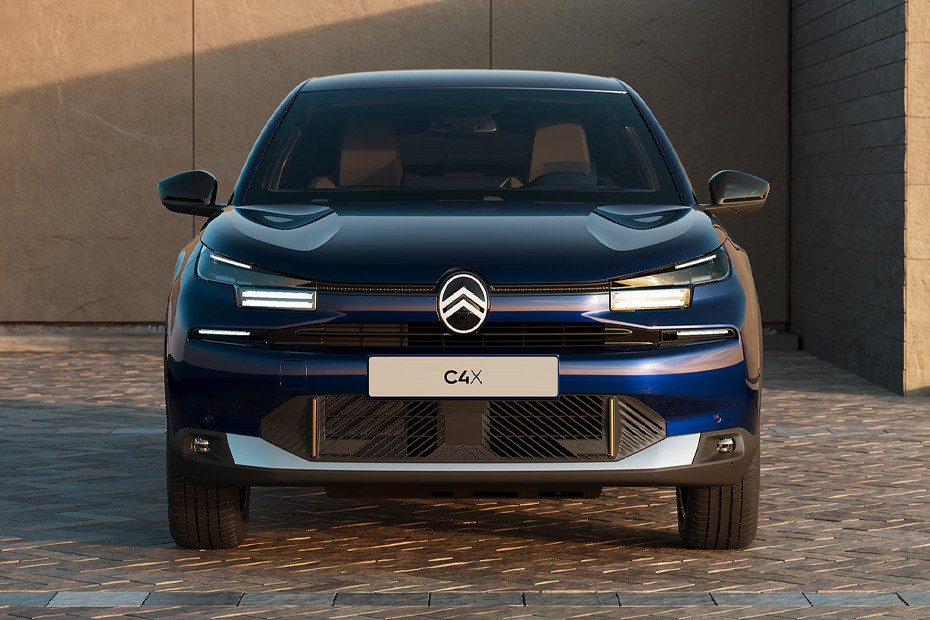 Full Front View of C4 X