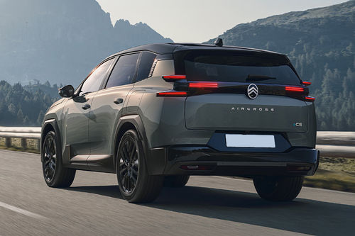 Rear Medium View of Citroen C5 Aircross