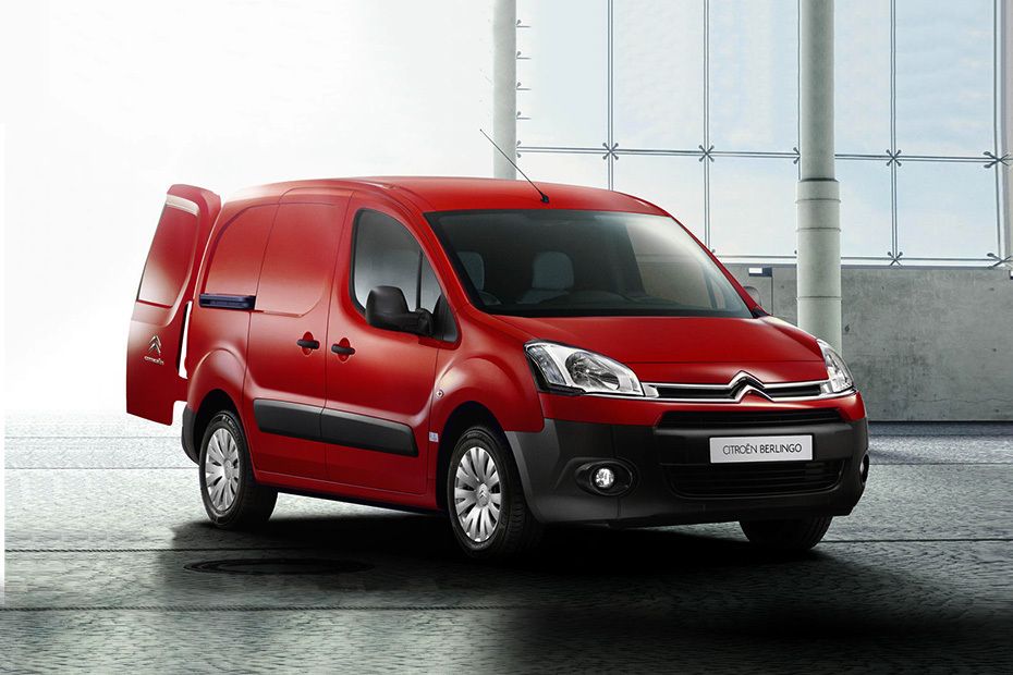 Citroen Berlingo Front Cross Side View