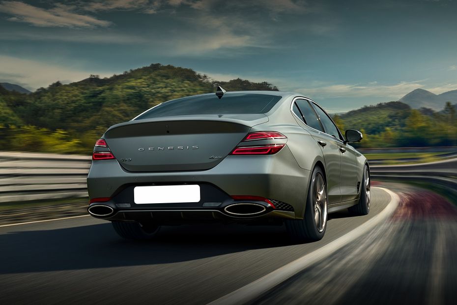 Rear Medium View of Genesis G70