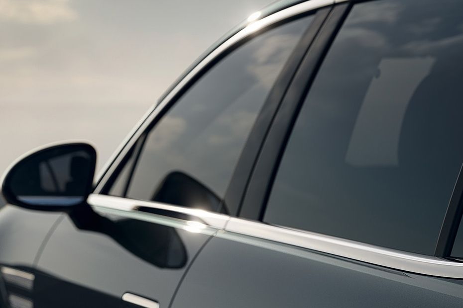 Genesis G90 Drivers Side Mirror Rear Angle