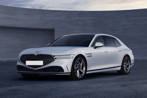 Genesis G90 Front Cross Side View