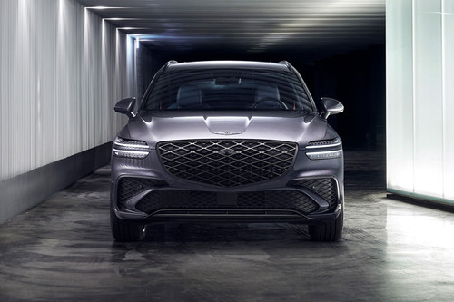 Full Front View of GV70