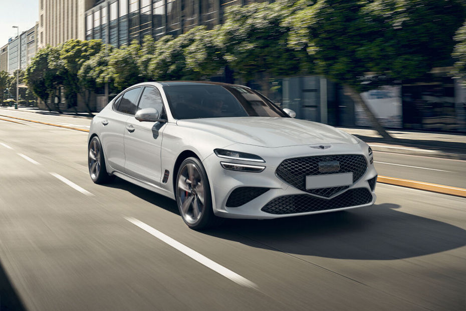 Genesis G70 SB Front Medium View