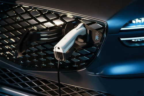 Gas Cap Open of EV GV 70