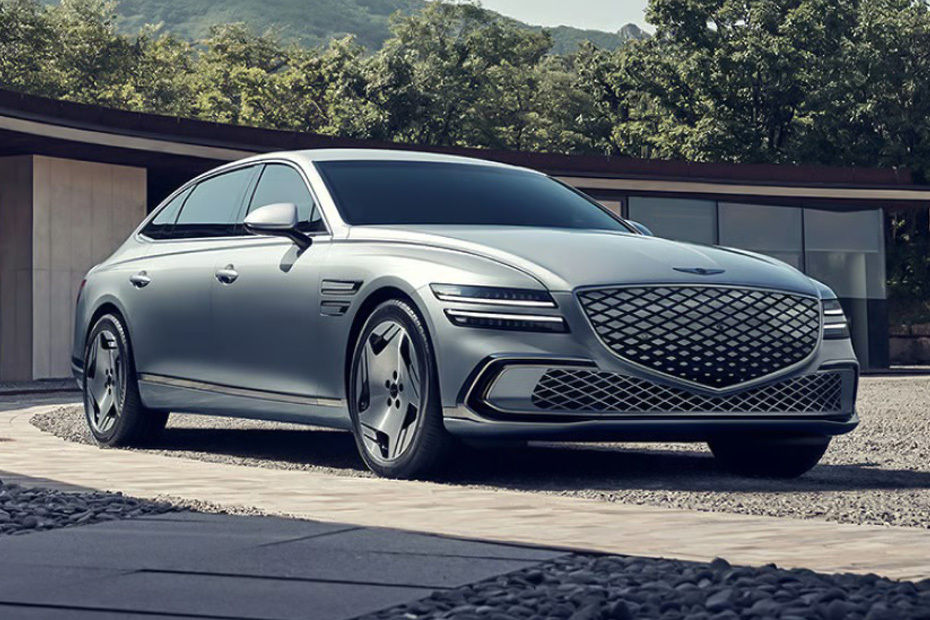 EV G 80 Front deep low Angle View