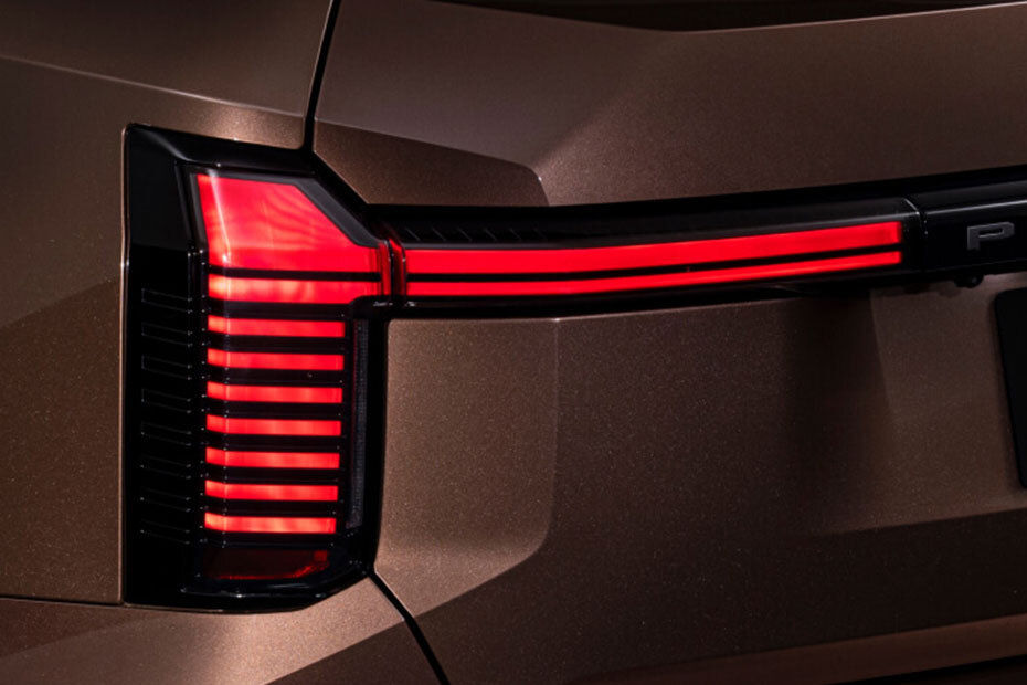 GV90 Tail light