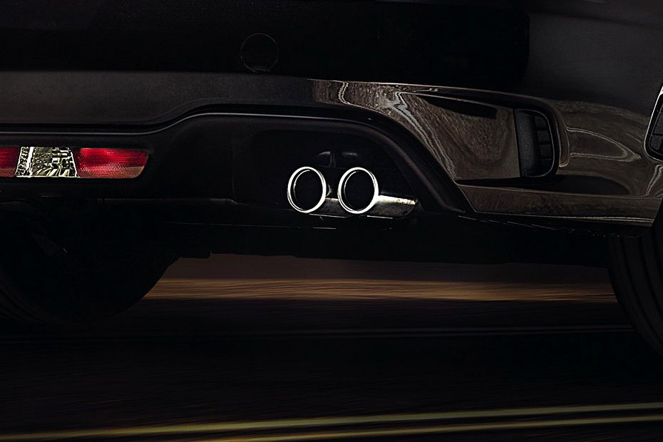 Exhaust Pipe of Abarth 124 Spider