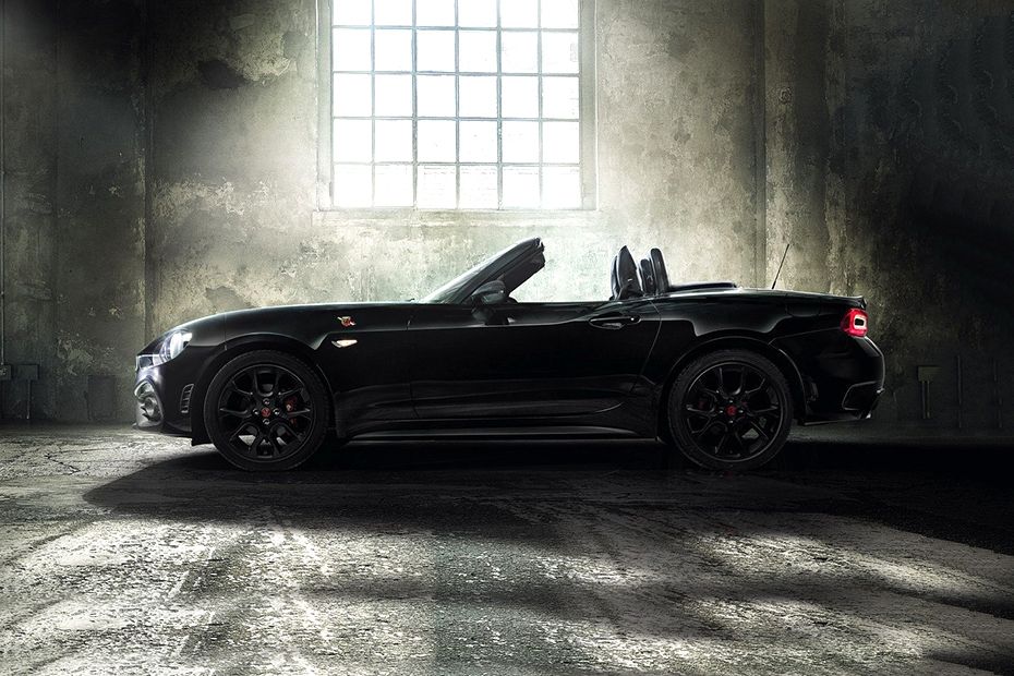 124 Spider Side view