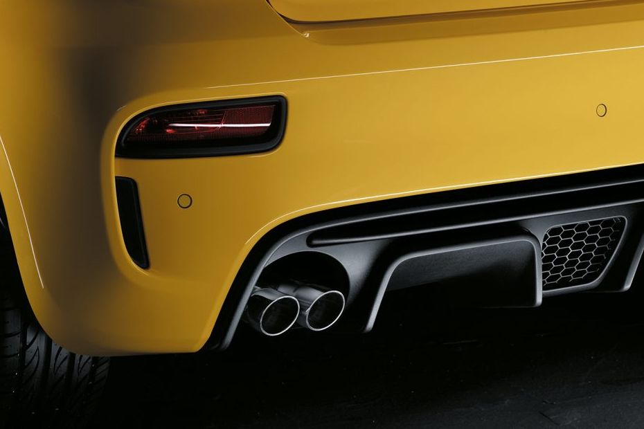 Exhaust Pipe of Abarth 595