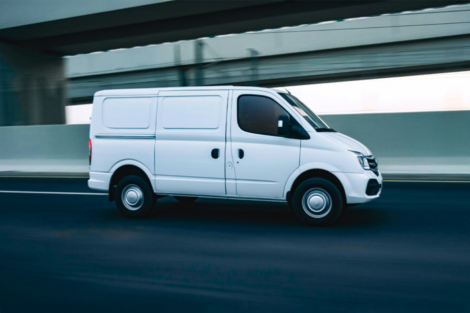 V80 Medium Angle Front View