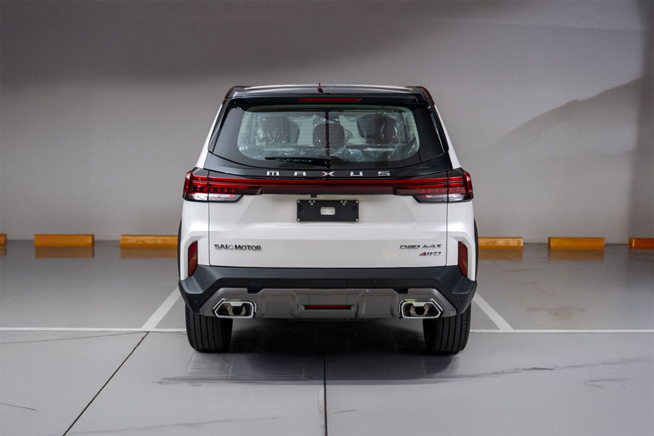 Full Rear View of Maxus D90 Max