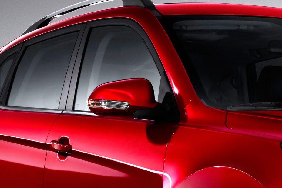 Changan CS35 Drivers Side Mirror Front Angle