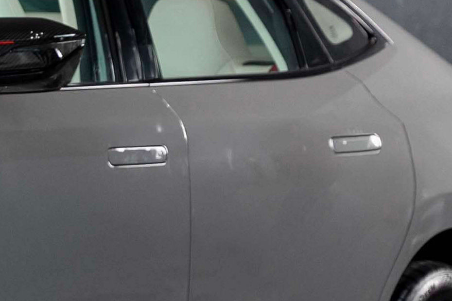 UNI-V Door handle