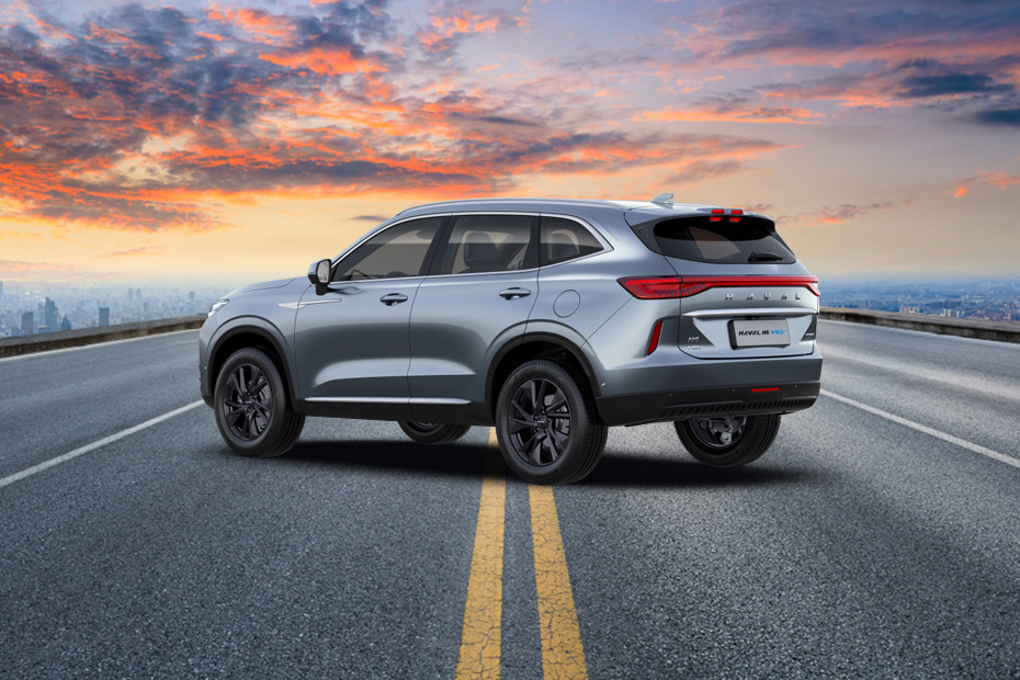 Rear Cross Side View of Haval H6 Hybrid