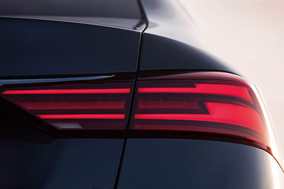 GA8 Tail light