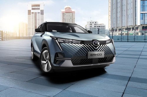 EMKOO HEV Medium Angle Front View