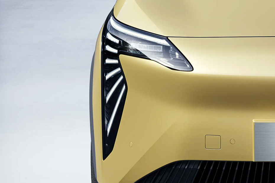 Aion Y Headlight