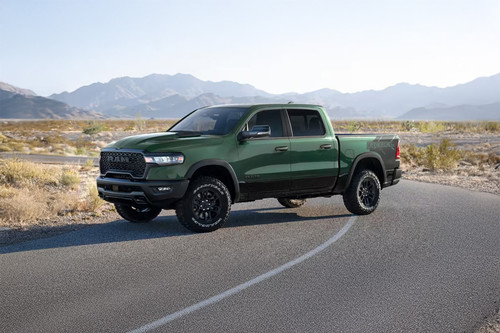 1500 2026 Front angle low view