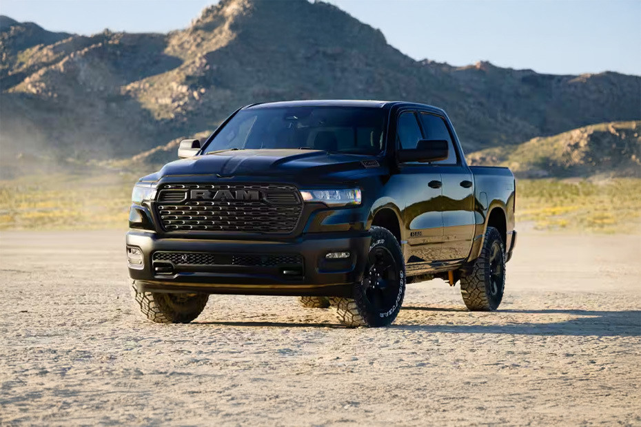 1500 2026 Tilted Front View