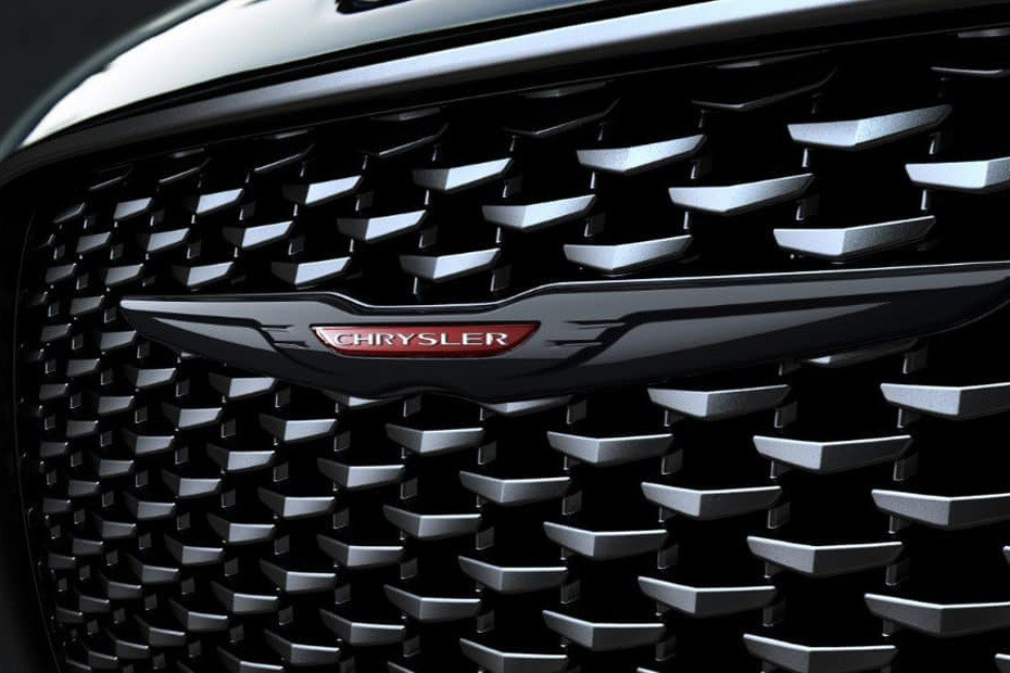 300 Grille View