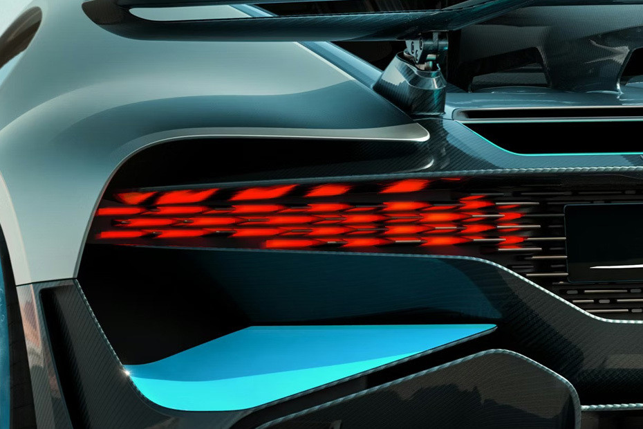 Divo Tail light