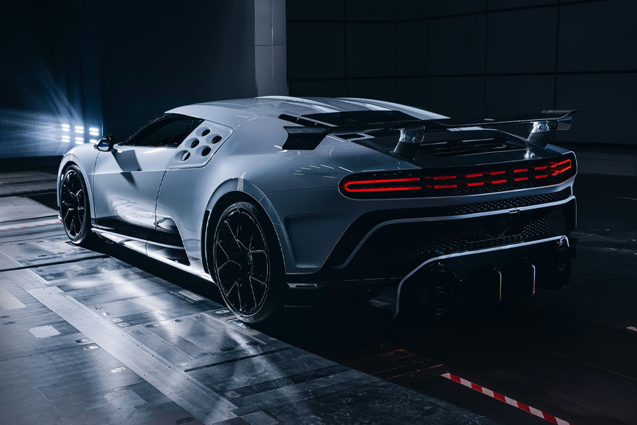 Rear Cross Side View of Bugatti Centodieci