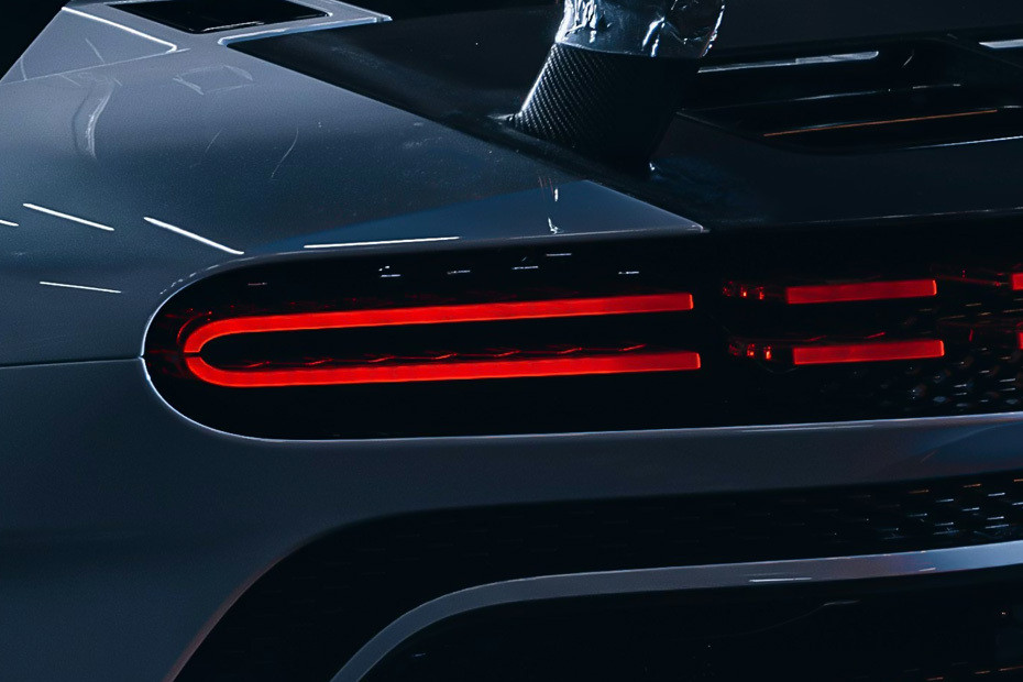Centodieci Tail light