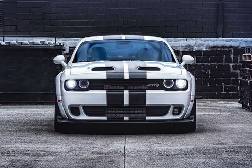 Full Front View of Challenger